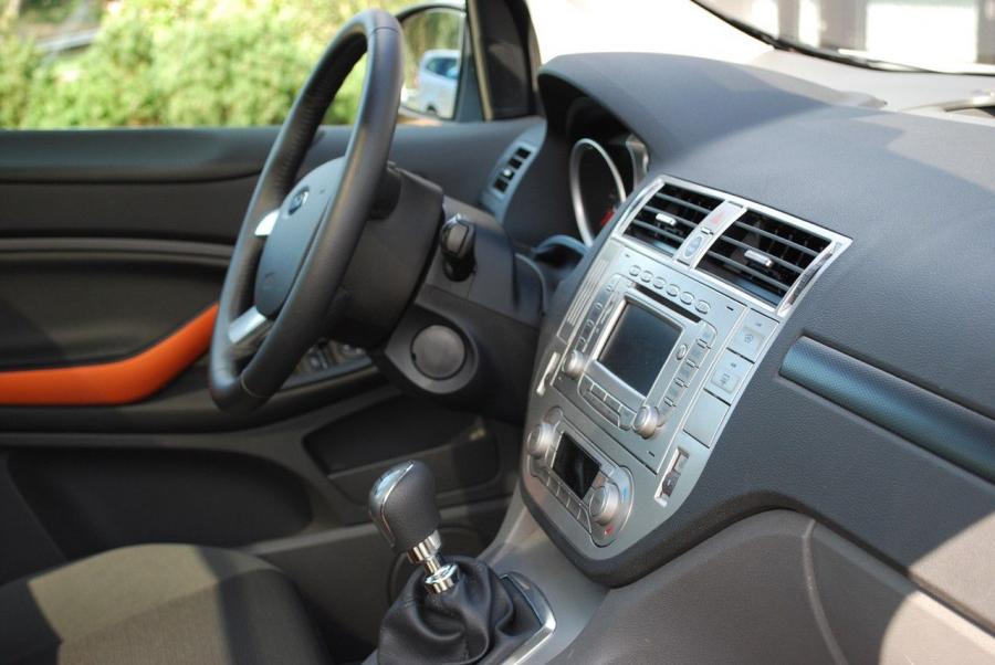  Ford Kuga 2008 года  (фото 30 из 139)